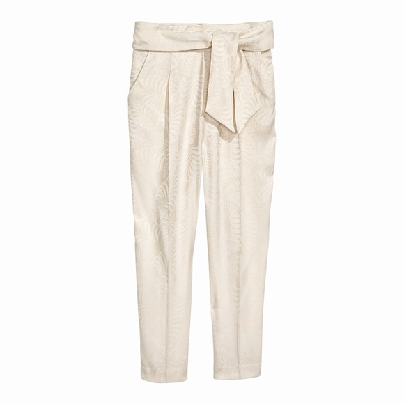 H&M Cream Ankle Length Trousers Pants with Belt & Pockets Size 6 - Picture 1 of 8